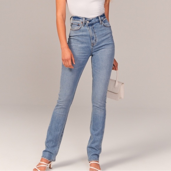 Abercrombie Jeans with crisscross waistband - Picture 2 of 2